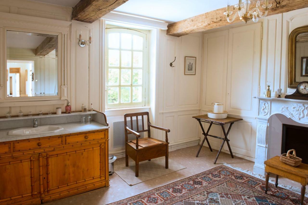 Chateau De Fleury La Foret Bed & Breakfast Igoville Dış mekan fotoğraf