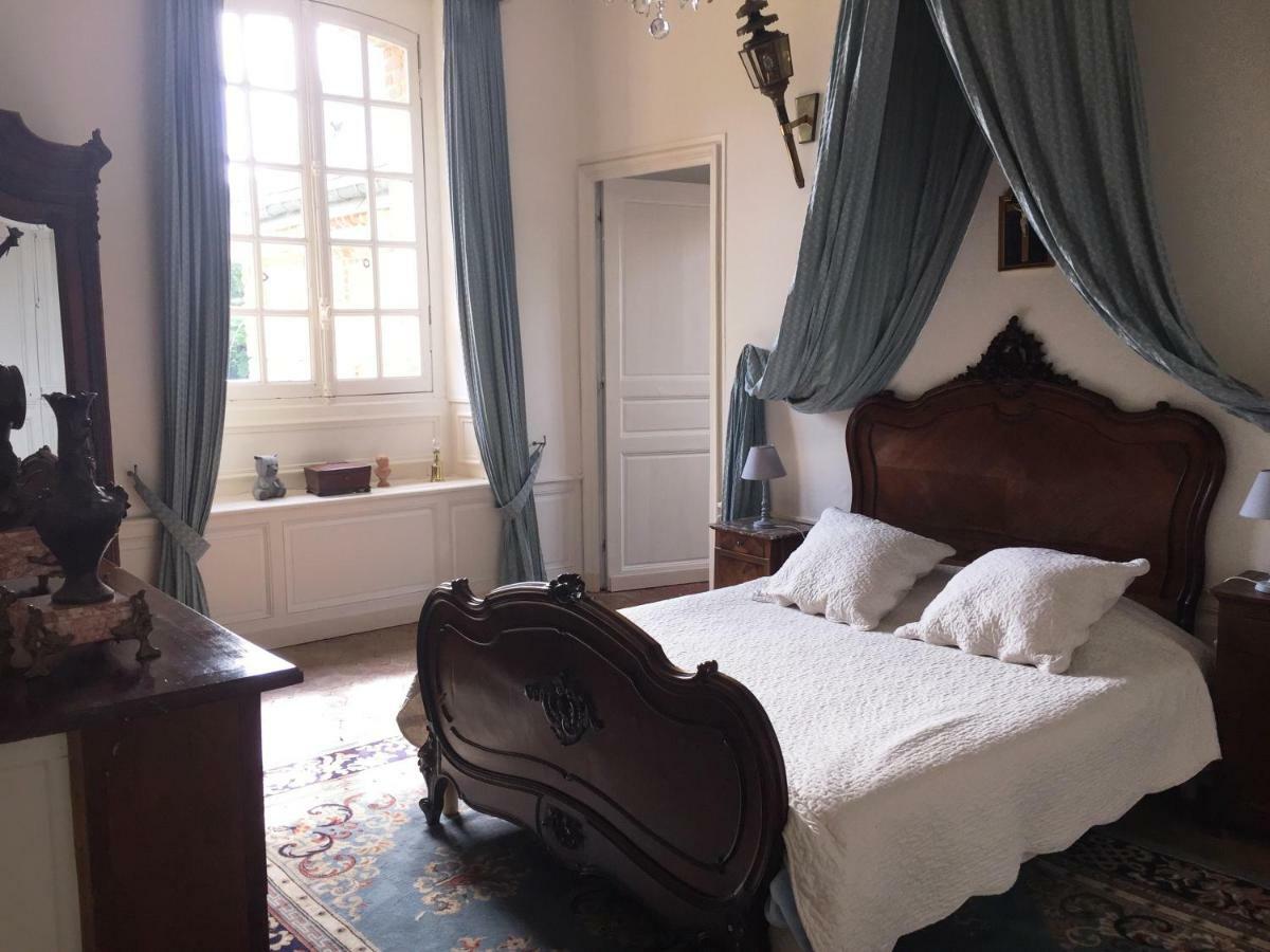 Chateau De Fleury La Foret Bed & Breakfast Igoville Dış mekan fotoğraf